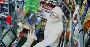 Community in Shock After Grocery Store Robbery in Devon Avenue