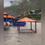 Chamoli Police urges devotees to avoid Alaknanda River as water…