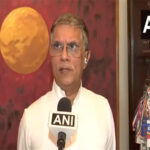 “Why are you wasting time on a quack?”: Pawan Khera…