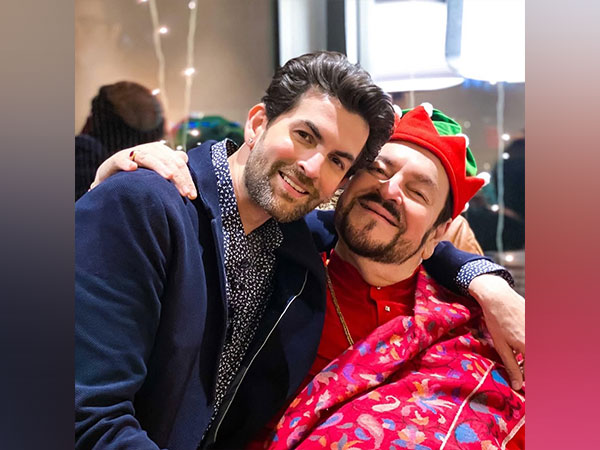 Neil Nitin Mukesh with father Nitin Mukesh (Image source: Instagram/@neilnitinmukesh Neil Nitin Mukesh with father Nitin Mukesh (Image source: Instagram/@neilnitinmukesh