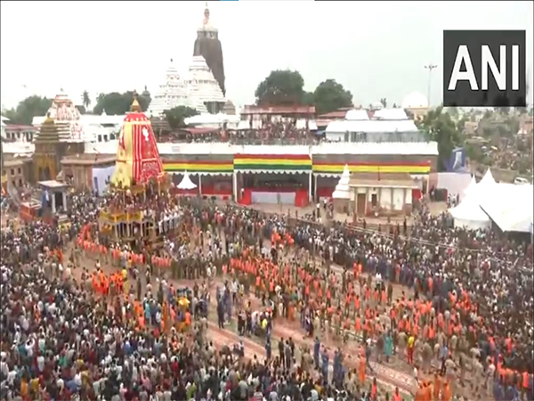 Devotees continue to gather in big numbers to witness Rath Yatra (Photo: ANI) Devotees continue to gather in big numbers to witness Rath Yatra (Photo: ANI)