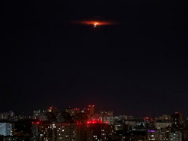 Explosion lights up the sky over the city during a Russian drone, amid Russia's attack on Ukraine, in Kyiv, Ukraine (Image/Reuters) Explosion lights up the sky over the city during a Russian drone, amid Russia's attack on Ukraine, in Kyiv, Ukraine (Image/Reuters)