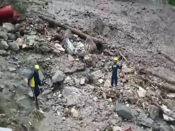 Restoration work underway after cloudburst on Yamunotri road in Uttarkashi (Photo/ANI) Restoration work underway after cloudburst on Yamunotri road in Uttarkashi (Photo/ANI)