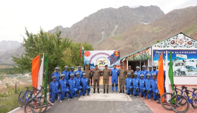 Indian Army's mountain terrain bicycle expedition concludes in Ladakh (Photo: Indian Army) Indian Army's mountain terrain bicycle expedition concludes in Ladakh (Photo: Indian Army)