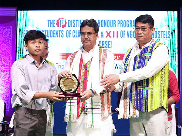 Tripura CM Manik Saha felicitating student at Rabindra Bhawan, Agartala (Photo: Tripura CMO) Tripura CM Manik Saha felicitating student at Rabindra Bhawan, Agartala (Photo: Tripura CMO)