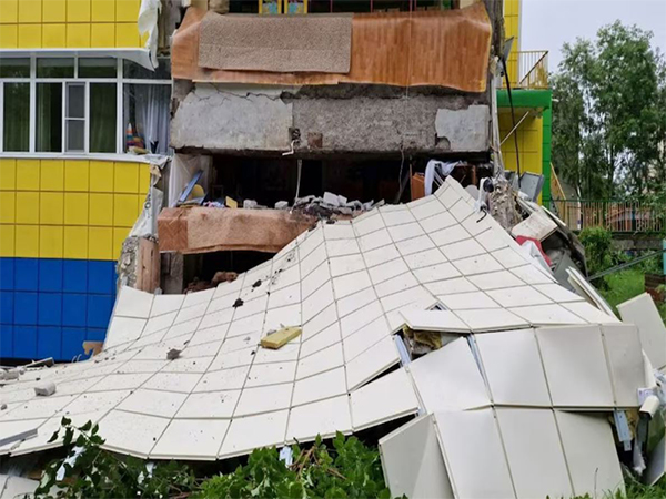 A kindergarten damaged by the earthquake is seen in Petropavlovsk-Kamchatsky, Kamchatka Krai (Image/Reuters) A kindergarten damaged by the earthquake is seen in Petropavlovsk-Kamchatsky, Kamchatka Krai (Image/Reuters)