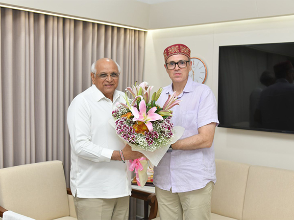 Gujarat CM Bhupendra Patel with J-K Chief Minister Omar Abdullah (Photo: Gujarat Information/X) Gujarat CM Bhupendra Patel with J-K Chief Minister Omar Abdullah (Photo: Gujarat Information/X)