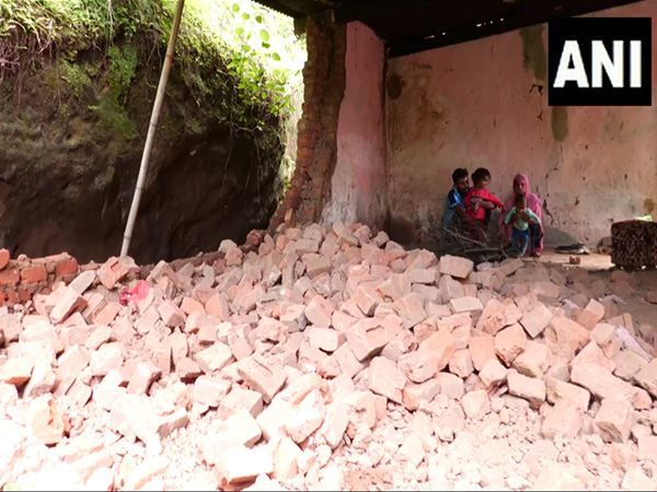 Udhampur Houses Collapse (Photo/ANI) Udhampur Houses Collapse (Photo/ANI)