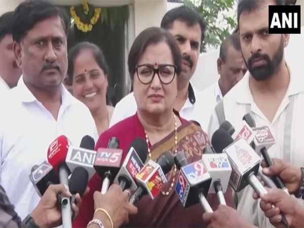 BJP leader Sumalatha Ambareesh (Photo/ANI) BJP leader Sumalatha Ambareesh (Photo/ANI)