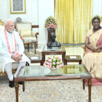 PM Modi calls on Presedent Droupadi Murmu at Rashtrapati Bhavan…