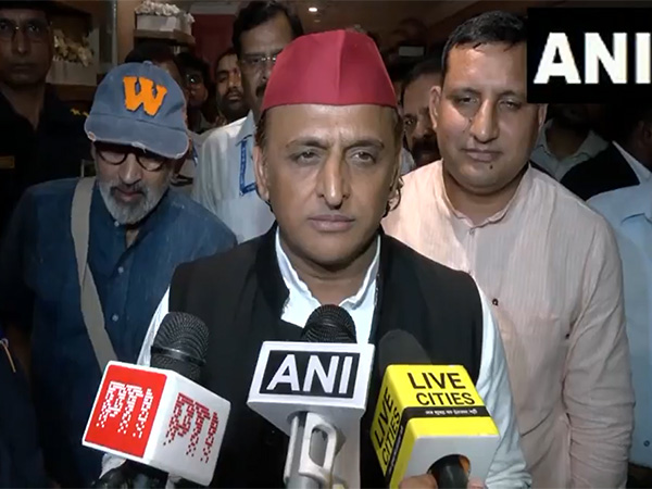 Samajwadi Party MP Akhilesh Yadav (Photo/ANI) Samajwadi Party MP Akhilesh Yadav (Photo/ANI)