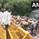 Delhi Police use water cannons against Congress leaders protesting slum…