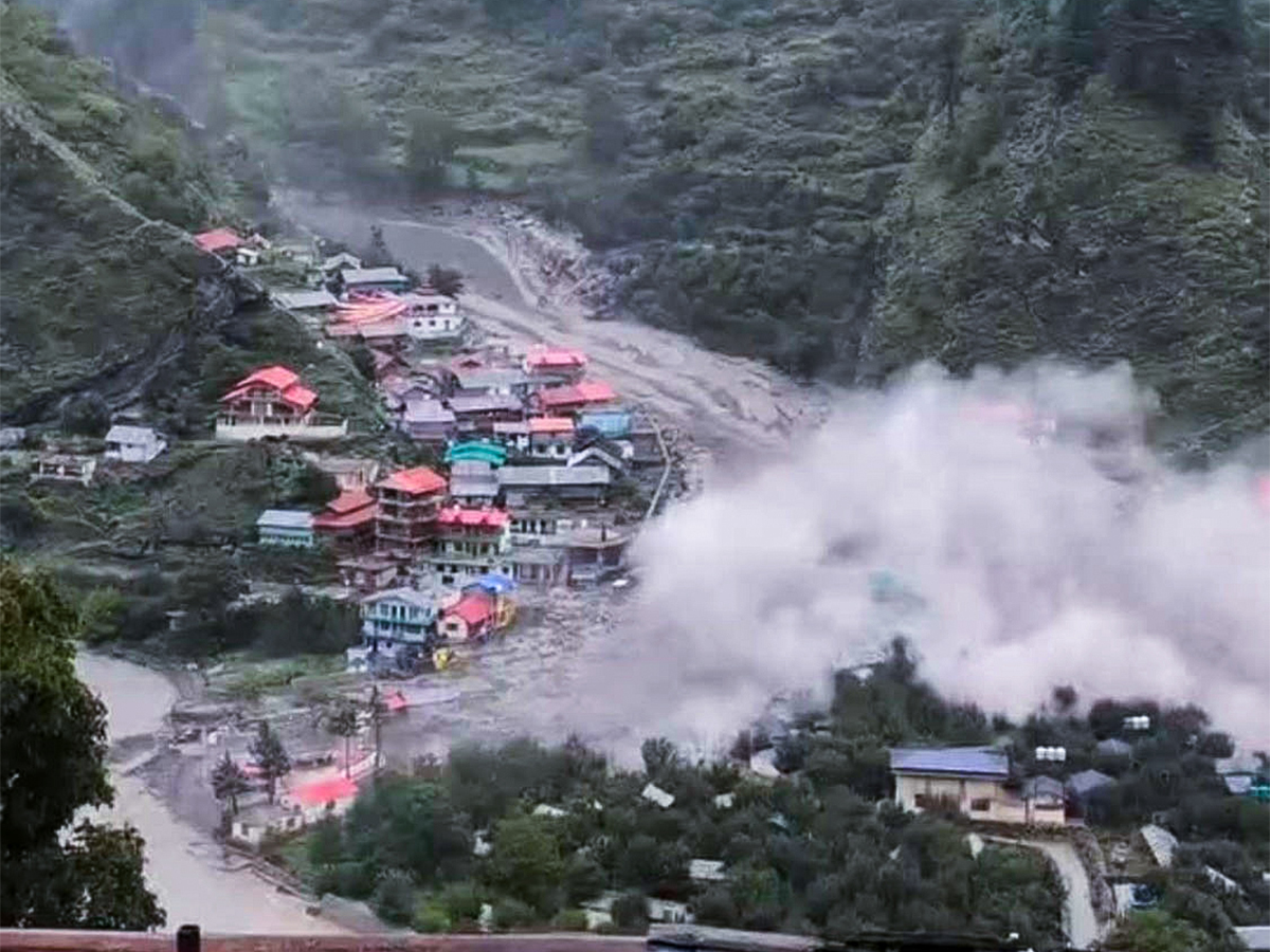 Cloudburst at Dharali in Uttarkashi. (Photo/ANI) Cloudburst at Dharali in Uttarkashi. (Photo/ANI)