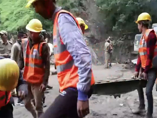 Efforts on to reconstruct bridge connecting Uttarkashi to Harsil (Photo/ANI) Efforts on to reconstruct bridge connecting Uttarkashi to Harsil (Photo/ANI)