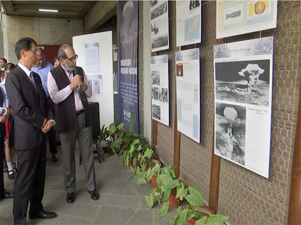 Japanese Ambassador to India Ono Keiichi inaugurating the photo exhibition commemorating the 80th anniversary of Hiroshima-Nagasaki bombing, accompanied by Former Ambassador Rakesh Sood (Photo/ ANI)