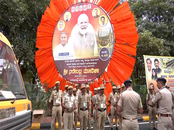 Preparations underway ahead of PM Modi’s visit to Karnataka (Photo/ANI) Preparations underway ahead of PM Modi’s visit to Karnataka (Photo/ANI)