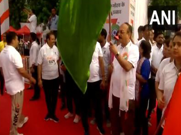 Delhi Minister Ashish Sood flags off 'Tiranga Run' from Thyagraj Stadium in Delhi on Sunday. (Photo/ANI) Delhi Minister Ashish Sood flags off 'Tiranga Run' from Thyagraj Stadium in Delhi on Sunday. (Photo/ANI)