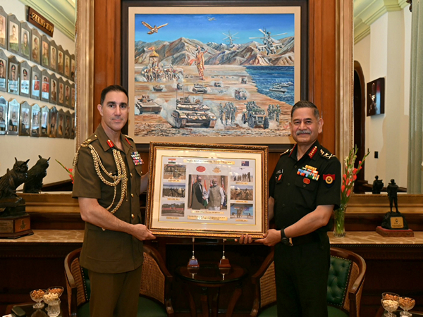 Australian Army Chief Lt Gen Simon Stuart calls on COAS Gen Upendra Dwivedi (Photo/ X@adgpi) Australian Army Chief Lt Gen Simon Stuart calls on COAS Gen Upendra Dwivedi (Photo/ X@adgpi)