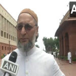 “Asim Munir speaking like a ‘sadakchaap aadmi’,” Asaduddin Owaisi on…