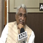 SP leader Mata Prasad slams UP government over Fatehpur tomb…