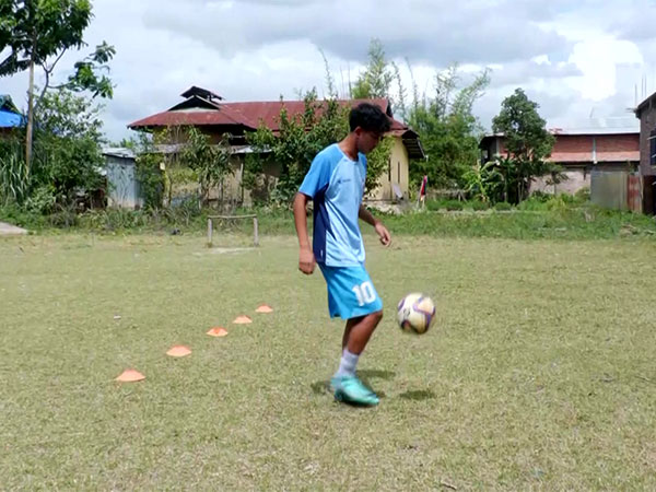 Footballer Singamayum Arbash Khan (Photo/ANI) Footballer Singamayum Arbash Khan (Photo/ANI)