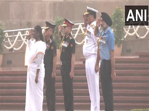 President Droupadi Murmu, paying tribute at National War Memorial with CDS, and three chiefs of armed forces (Photo/ANI) President Droupadi Murmu, paying tribute at National War Memorial with CDS, and three chiefs of armed forces (Photo/ANI)