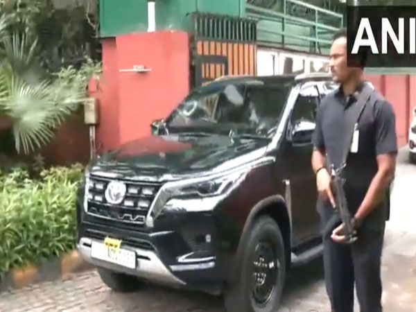 Andhra Pradesh Minister Nara Lokesh leaves from the residence of EAM Jaishankar. (Photo/ANI) Andhra Pradesh Minister Nara Lokesh leaves from the residence of EAM Jaishankar. (Photo/ANI)