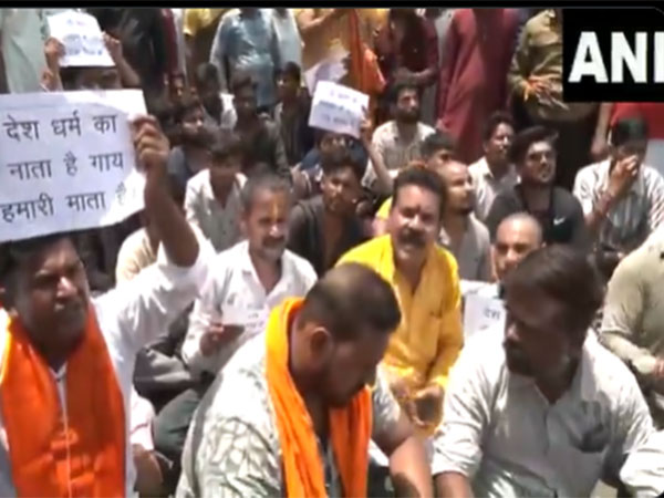 Bajrang Dal activists holding protest in Bhopal (Photo/ANI) Bajrang Dal activists holding protest in Bhopal (Photo/ANI)