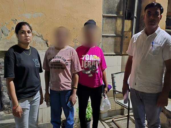 Delhi Police detain two Nigerian women for overstaying visas. (Photo/ANI) Delhi Police detain two Nigerian women for overstaying visas. (Photo/ANI)