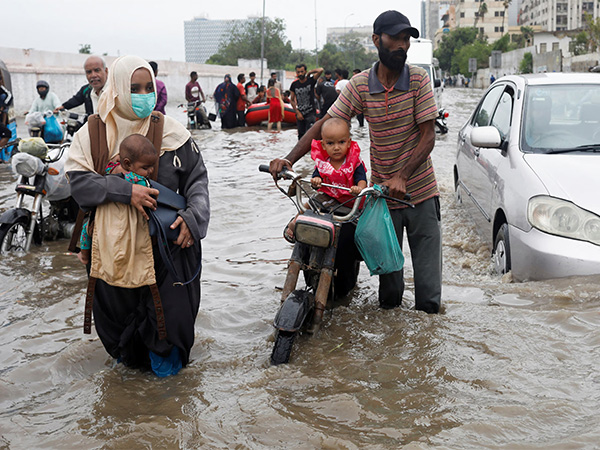 Torrential rains triggered flooding and damage in Karachi, Pakistan (Photo/Reuters) Torrential rains triggered flooding and damage in Karachi, Pakistan (Photo/Reuters)