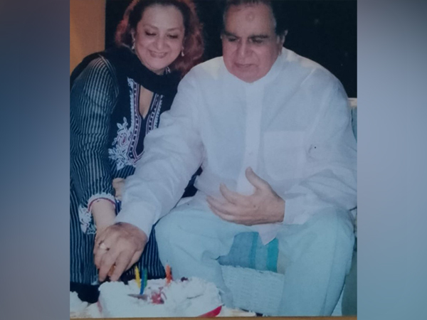 Saira Banu with late Dilip Kumar (Photo/Instagram@sairabanu) Saira Banu with late Dilip Kumar (Photo/Instagram@sairabanu)