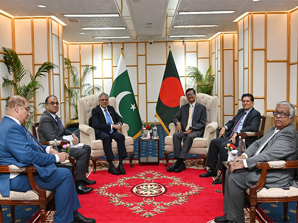 Bangladesh-Pakistan Foreign Minister-level meeting (Photo/ Bangladesh Foreign Ministry) Bangladesh-Pakistan Foreign Minister-level meeting (Photo/ Bangladesh Foreign Ministry)