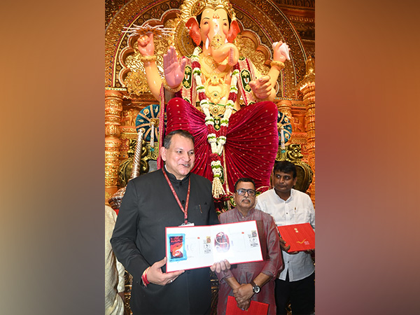 Maharashtra Postal Circle releases special postcards for Ganesh Utsav (Photo/ANI) Maharashtra Postal Circle releases special postcards for Ganesh Utsav (Photo/ANI)