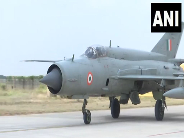 MiG-21 fighter jet (Photo/ANI) MiG-21 fighter jet (Photo/ANI)