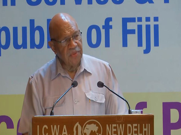 Fijian Prime Minister Sitiveni Rabuka delivers a lecture on the theme ‘Ocean of Peace’ at Sapru House in New Delhi (Photo/ANI) Fijian Prime Minister Sitiveni Rabuka delivers a lecture on the theme ‘Ocean of Peace’ at Sapru House in New Delhi (Photo/ANI)