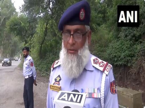 Sub Inspector (SO Traffic) Maqbool Hussain (Photo/ANI) Sub Inspector (SO Traffic) Maqbool Hussain (Photo/ANI)