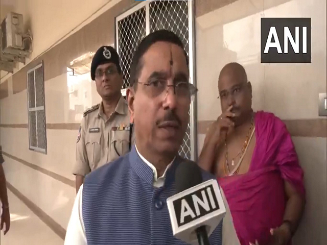 Union Consumer Affairs, Food and Public Distribution Minister Pralhad Joshi (Photo/ANI) Union Consumer Affairs, Food and Public Distribution Minister Pralhad Joshi (Photo/ANI)