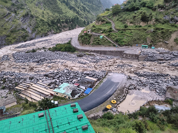 Roads affected due to floods in Uttarakhand (Photo: @chamolipolice/X) Roads affected due to floods in Uttarakhand (Photo: @chamolipolice/X)