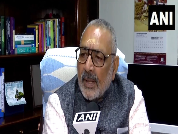 Union Textile Minister Giriraj Singh (Photo/ANI) Union Textile Minister Giriraj Singh (Photo/ANI)