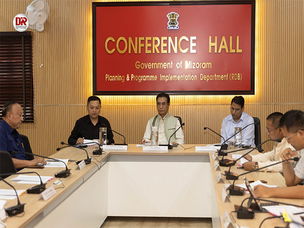 Mizoram CM Lalduhoma chairs SCRAM meeting (Photo/ANI) Mizoram CM Lalduhoma chairs SCRAM meeting (Photo/ANI)