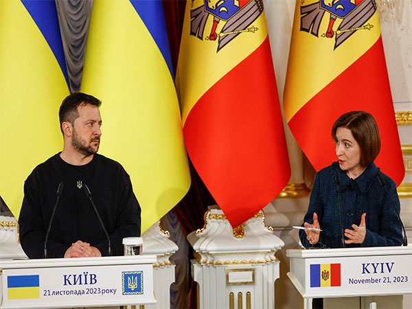 Ukraine President Volodymyr Zelenskiy and Moldova President Maia Sandu hold a joint press conference with European Council President Charles Michel in Kyiv amid Russia’s ongoing attack (Photo/Reuters) Ukraine President Volodymyr Zelenskiy and Moldova President Maia Sandu hold a joint press conference with European Council President Charles Michel in Kyiv amid Russia’s ongoing attack (Photo/Reuters)