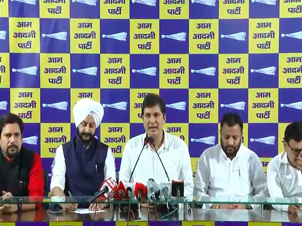 AAP leaders Saurabh Bharadwaj and Jarnail Singh during press conference (Photo/@AAPDelhi) AAP leaders Saurabh Bharadwaj and Jarnail Singh during press conference (Photo/@AAPDelhi)