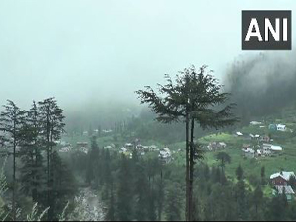 Rainfall lashes Bhaderwah (Photo/ANI)  Rainfall lashes Bhaderwah (Photo/ANI)