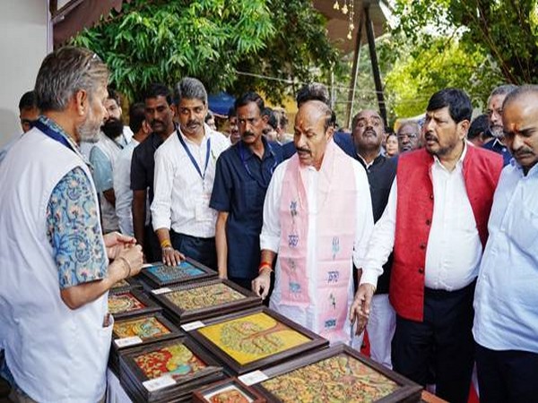 Shilp Samagam Mela 2025 opens in Bengaluru. (Photo/ANI) Shilp Samagam Mela 2025 opens in Bengaluru. (Photo/ANI)