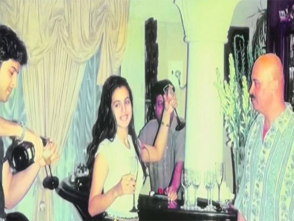 Ameesha Patel, Hrithik Roshan and Rakesh Roshan (Image source: Ameesha's Instagram) Ameesha Patel, Hrithik Roshan and Rakesh Roshan (Image source: Ameesha's Instagram)