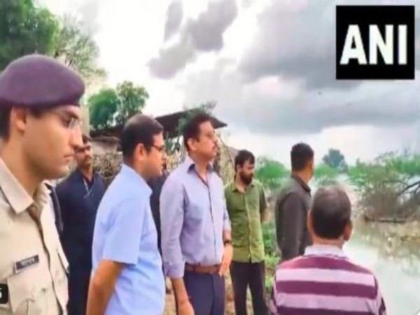 Rajasthan minister Rajyavardhan Singh Rathore visits flood-hit areas in Dausa (Photo/ANI) Rajasthan minister Rajyavardhan Singh Rathore visits flood-hit areas in Dausa (Photo/ANI)