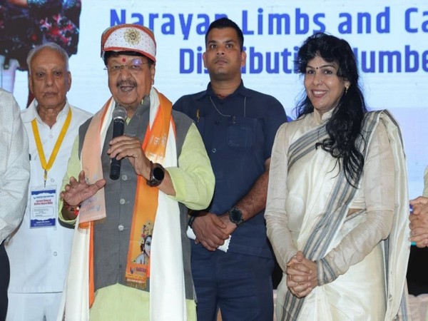 MP Parliamentary Affairs Minister and National General Secretary of BJP Kailash Vijayvargiya speaking at the event. (Photo/ANI) MP Parliamentary Affairs Minister and National General Secretary of BJP Kailash Vijayvargiya speaking at the event. (Photo/ANI)