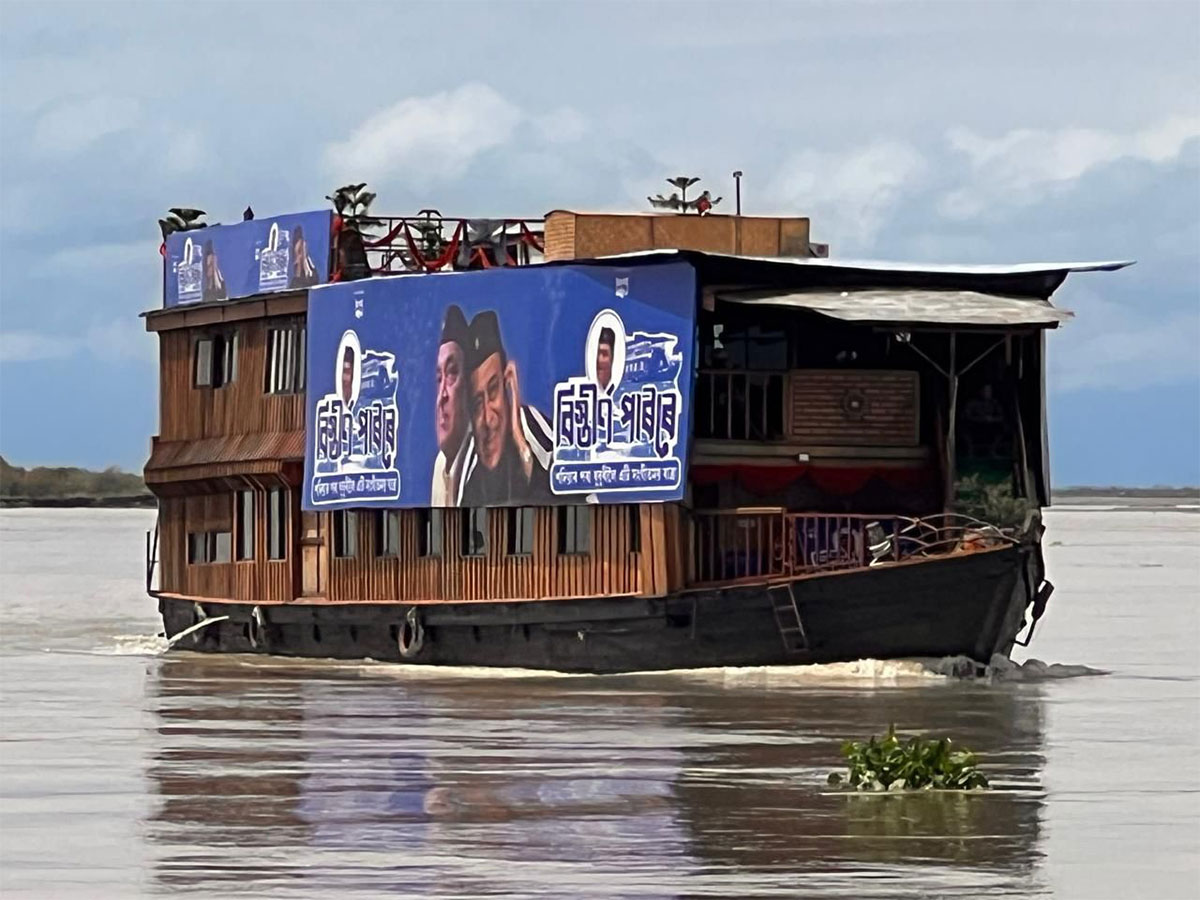 Inland Waterways Authority of India launched “Bistirna Parore: A Musical Voyage from Sadiya to Dhubri” (Photo/X/@IWAI_ShipMin) Inland Waterways Authority of India launched “Bistirna Parore: A Musical Voyage from Sadiya to Dhubri” (Photo/X/@IWAI_ShipMin)