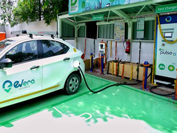 An electric vehicle charging at a station in Delhi (Photo/ANI) An electric vehicle charging at a station in Delhi (Photo/ANI)