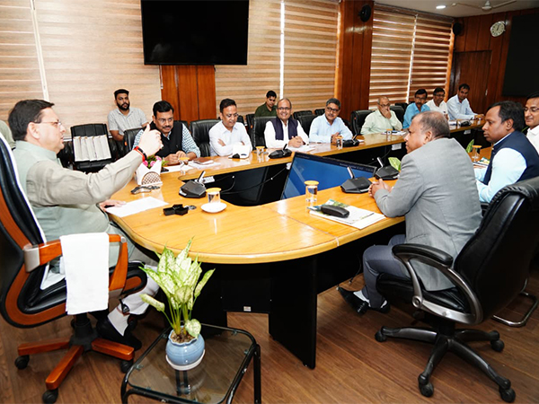 CM Pushkar Singh Dhami met central inter-ministerial team (IMCT) (Photo/CMO) CM Pushkar Singh Dhami met central inter-ministerial team (IMCT) (Photo/CMO)